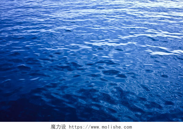 蓝色的大海